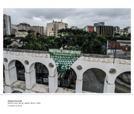 Artista convidade: Katiana Tortorelli - Aborto Livre, Rio de Janeiro, Brasil, 2024. Fotografia de drone.